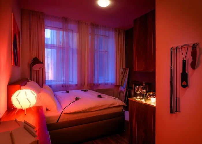 Fifty Shades Of Gray Studio, Center Градец-Кралове